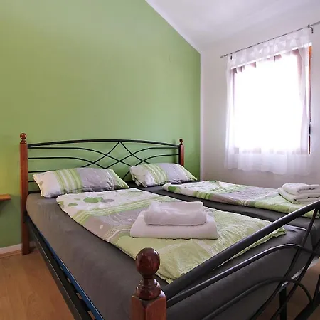Apartment Fuer 3 Personen Ca 25 Qm In Fazana, Istrien Istrische Riviera *