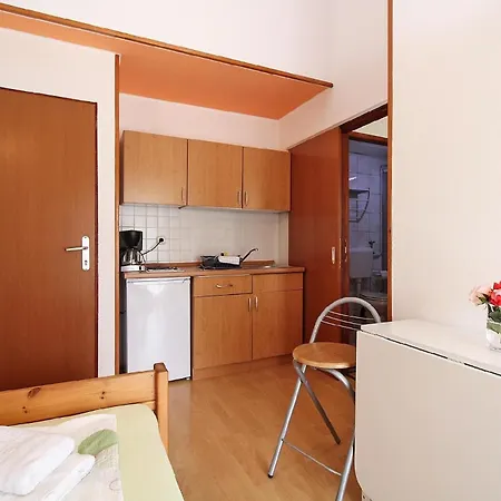 Fuer 3 Personen Ca 25 Qm In Fazana, Istrien Istrische Riviera Apartment Fazana