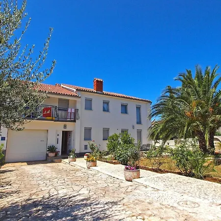 Apartment Fuer 3 Personen Ca 25 Qm In Fazana, Istrien Istrische Riviera Fazana